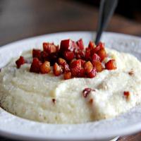 This is the Best Ever Simple Cheesy Bacon Grits_image