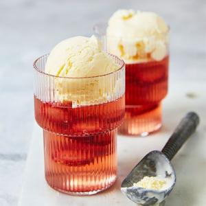 Strawberry jellies with elderflower ice cream_image