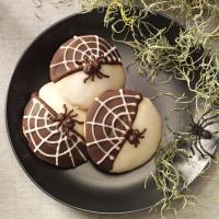 Black & White Spider Cookies_image