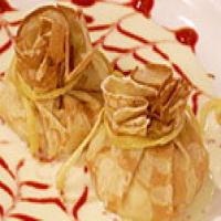 Beggar's purses with goat cheese sauce_image