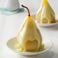 Poached Pears with Vanilla Sauce image