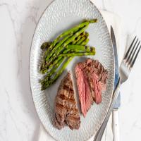 Easy Red Wine Marinade for Steaks_image