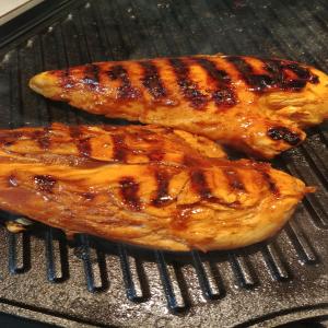 Grilled Maple-Chipotle Chicken_image