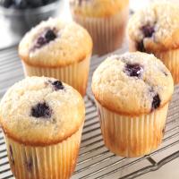 Jordan Marsh-Inspired Blueberry Muffins_image