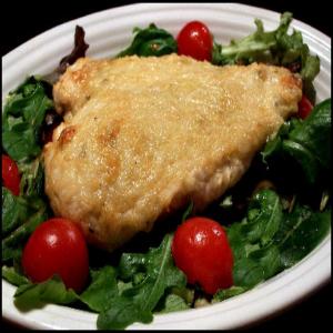 Parmesan-Crusted Chicken on Bed of Fancy Greens_image