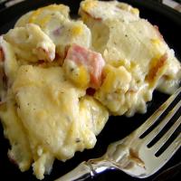 Cheesy Scalloped Potatoes and Ham_image