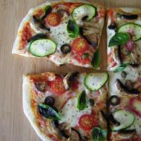 Homemade Veggie Pizza_image