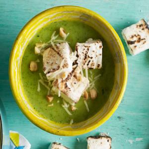 Courgette soup with parmesan and burnt chilli marshmallow_image