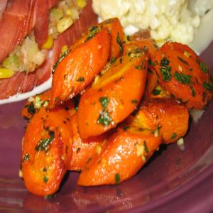 Roasted Carrots With Gremolata image