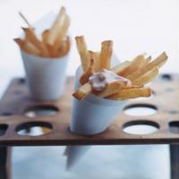 Belgian Fries with Sauce Andalouse_image