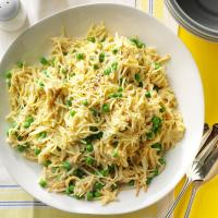 Creamy Skillet Noodles with Peas image