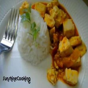 Solar Cooked Thai Tofu Red Curry With Vegetables image