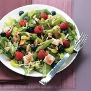 Summer Chicken Salad with Raspberry Vinaigrette_image