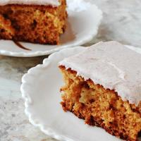 Pear Cake with Cinnamon Buttercream Frosting_image
