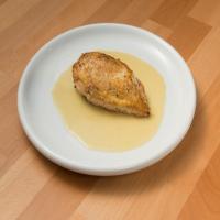 Chicken Breast with Veloute Sauce_image