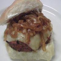 Bordertown Burgers With Spicy Onions_image