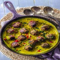Quinoa Lentil Meatballs in Tahini-Turmeric Sauce_image
