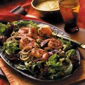 Coconut Shrimp Salad With California Golden Raisin Vinaigrette (Jingha Salade)_image