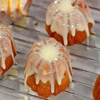 Fresh Orange Pound Cakes with an Orange Glaze_image