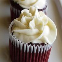 Cranberry Red Velvet Cupcakes_image