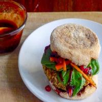 Veggie Burgers with Pomegranate Ketchup_image