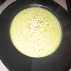 Puréed Vegetable Soup_image