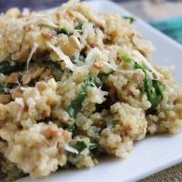 Cheesy Quinoa Pilaf with Spinach_image