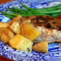Momma Pritchett's Grilled Pork Chops and Apple-Pear Topping_image