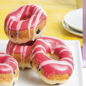 Double Berry Doughnuts Recipe - (4.6/5)_image