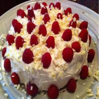 White Chocolate Raspberry Cake_image