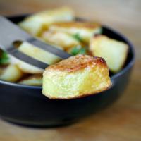 Sauteed Garlic Potatoes_image