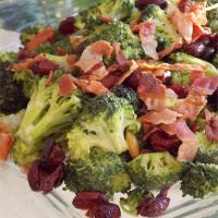 Deli-Style Fresh Broccoli Salad image