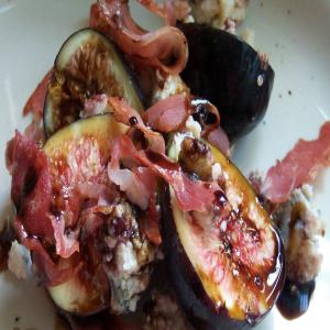 Fig, Prosciutto, Gorgonzola Salad_image