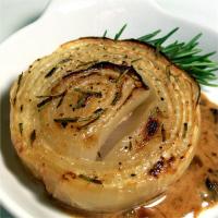 Onions Baked with Rosemary and Cream_image