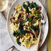 Pasta with Corn and Kale image