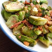 Roasted Brussels Sprouts with Pecans_image