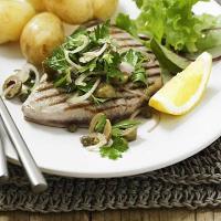 Grilled tuna with parsley salad image