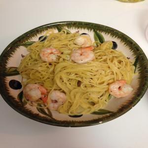 Easy Shrimp and Pasta Primavera_image