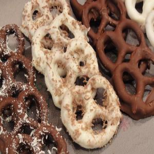Chocolate Covered Pretzels_image