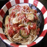 Spaghetti With Tomato, Chilli, Mushroom, Zucchini & Garlic_image