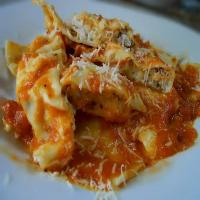 Cheese Ravioli with roasted veggie sauce_image