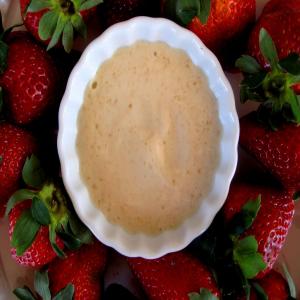 Strawberries With Sugar and Cream_image