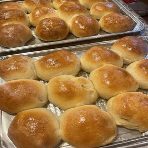 Airbuns (homemade rolls) image