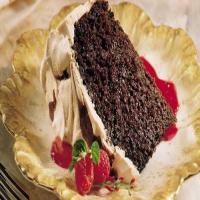Meringue-Swirled Chocolate Cake_image