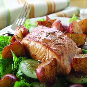 Mediterranean Salmon & Potato Salad_image