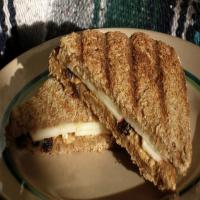 Deluxe Peanut Butter & Honey Sandwich image