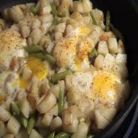 Creamy Potatoes With Green Beans & Eggs_image