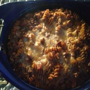 Pasta beef and cheese casserole_image
