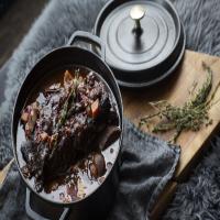 Beef Short Ribs With Tangy Onion Gravy_image