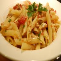 Easy Pasta with Tuna and Tomato Sauce image